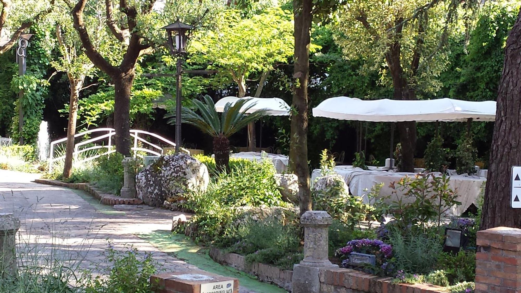 Park Hotel San Michele Martina Franca Bagian luar foto