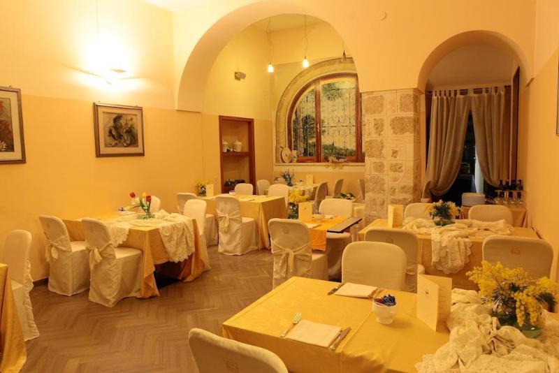 Park Hotel San Michele Martina Franca Bagian luar foto