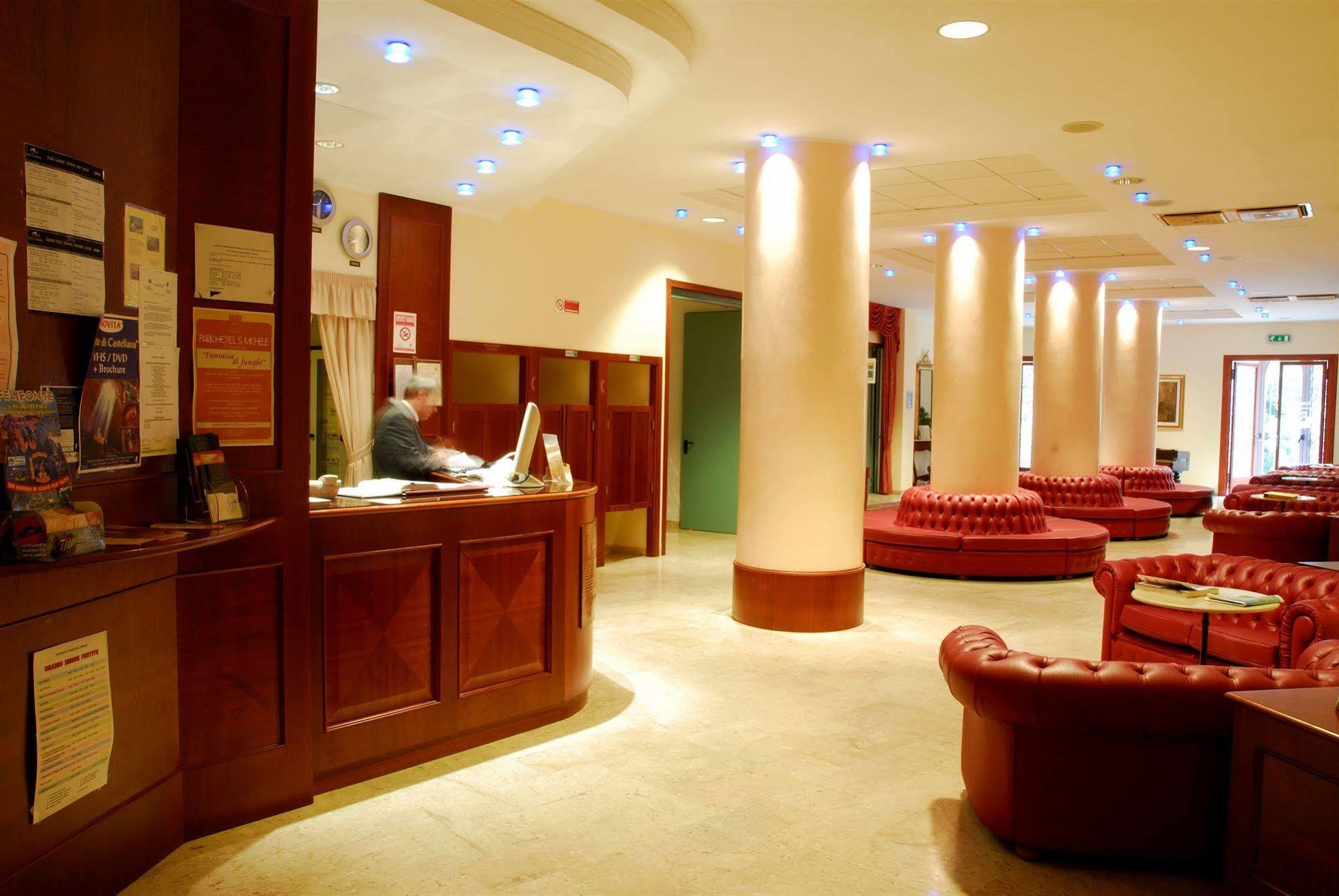 Park Hotel San Michele Martina Franca Bagian luar foto