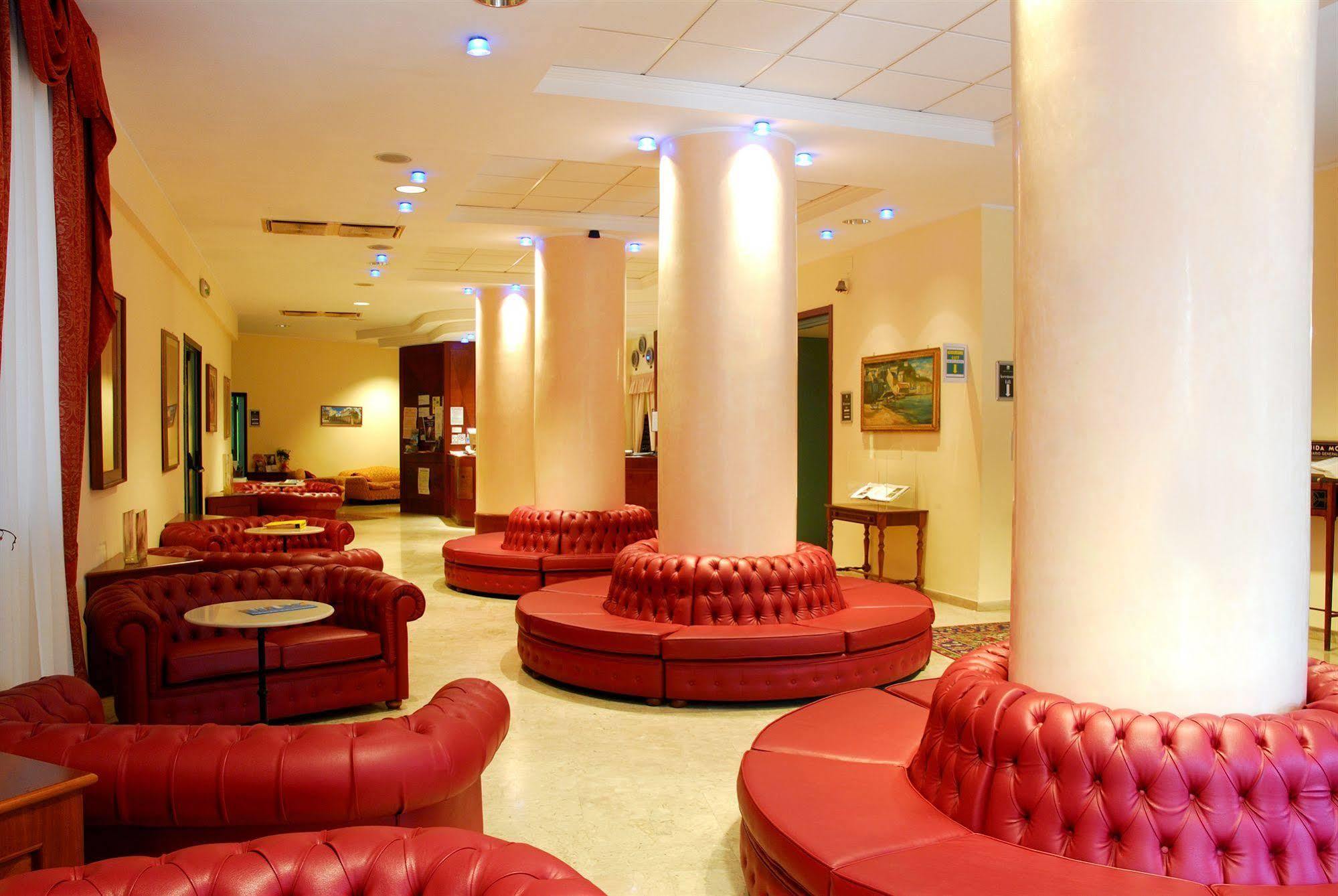 Park Hotel San Michele Martina Franca Bagian luar foto