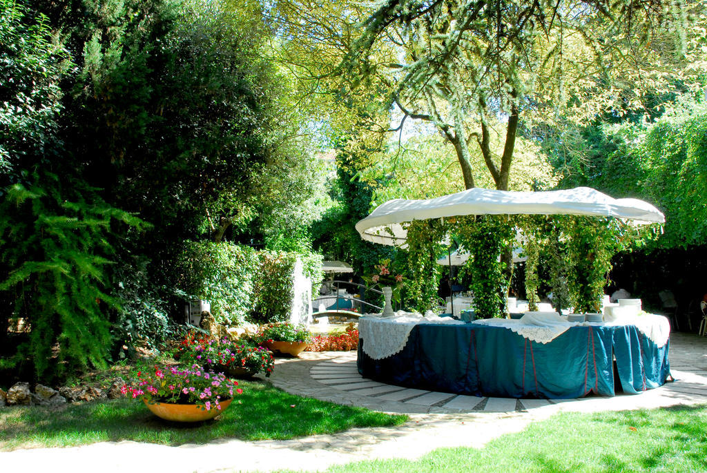 Park Hotel San Michele Martina Franca Bagian luar foto